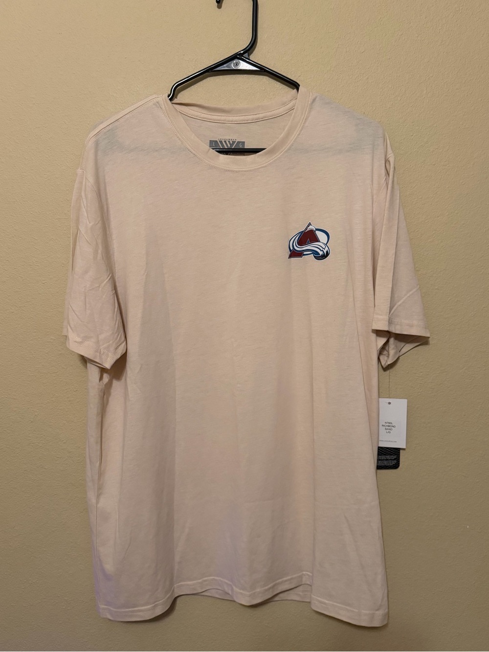 NWT Levelwear Colorado Avalanche Hockey Graphic Tee Men’s Large NHL Shirt